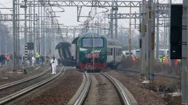 disastro ferroviario a milano 20