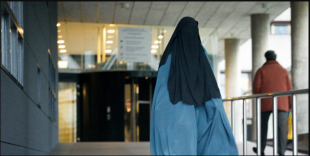 hijab in tribunale