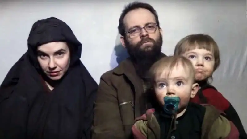 joshua boyle e la famiglia ostaggio dei talebani