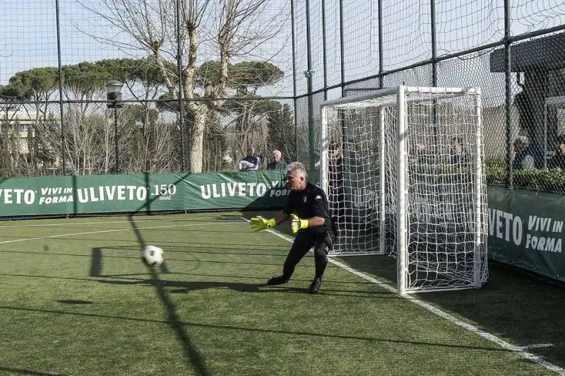 la partita di francesco totti al circolo aniene 