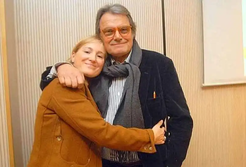 OLIVIA E OLIVIERO TOSCANI