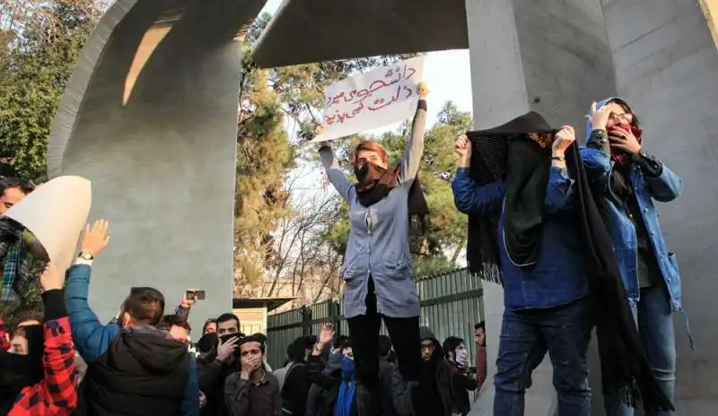 PROTESTE TEHERAN