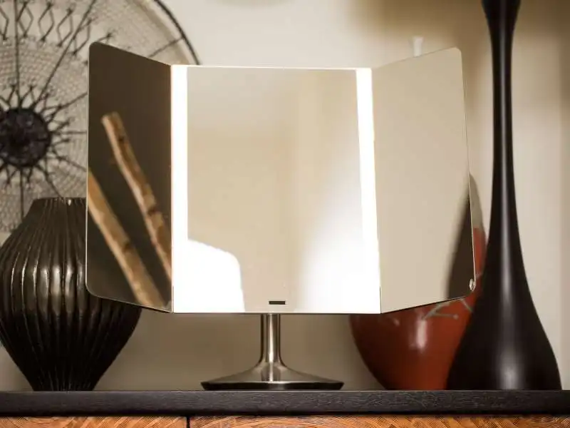 simplehuman's wide view sensor mirror