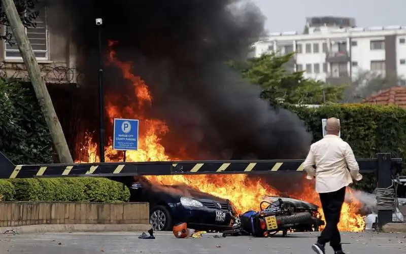 attentato in un hotel di nairobi 8