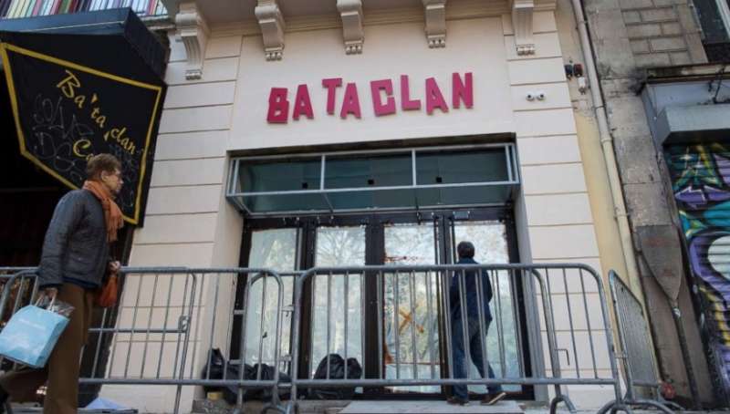 banksy bataclan 7