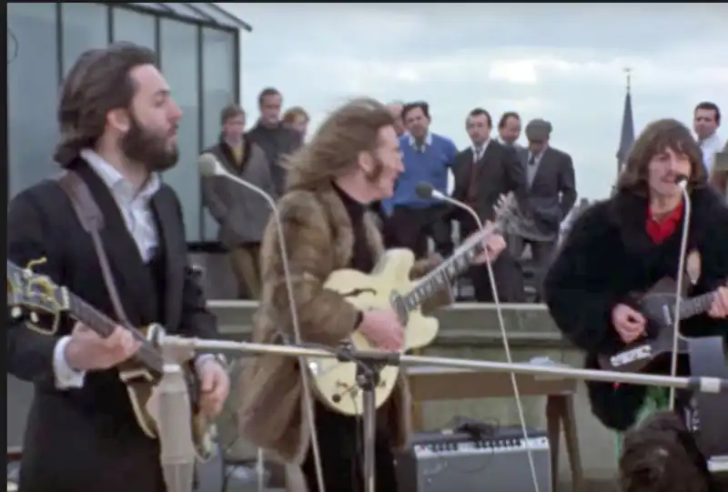 BEATLES Rooftop Concert 10