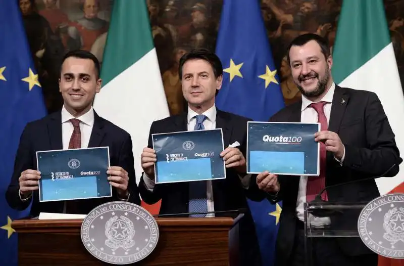 conferenza stampa su reddito di cittadinanza e quota 100 1