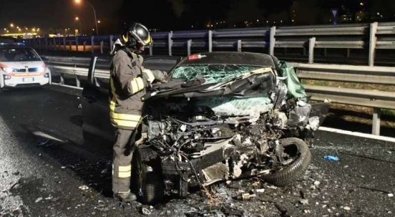 contromano in tangenziale est a milano 1