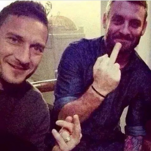 francesca costa foto de rossi e totti