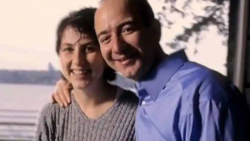 jeff e mackenzie bezos 10