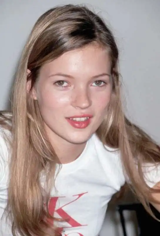 kate moss negli anni 90