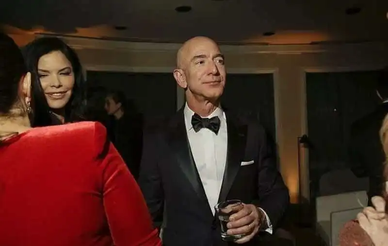 lauren sanchez e jeff bezos 2