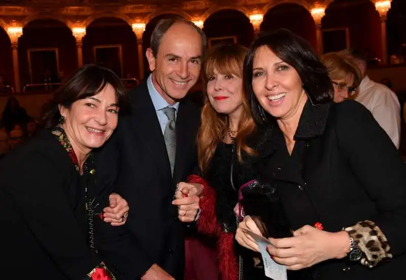 marina letta col marito stefano ottaviani camilla morabito e raffaella leone