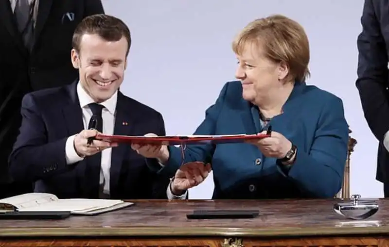 merkel e macron firmano il trattato di aquisgrana 4