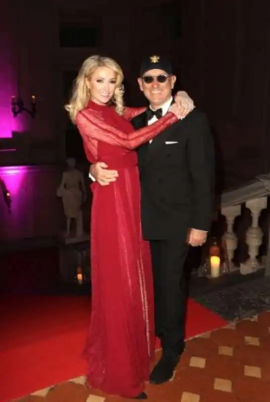 paris hilton e panconesi