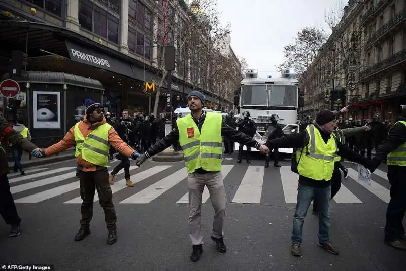 proteste dei gilet gialli