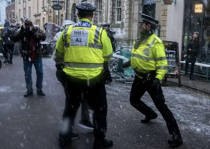 proteste per il discorso di marion marechal le pen a oxford 1