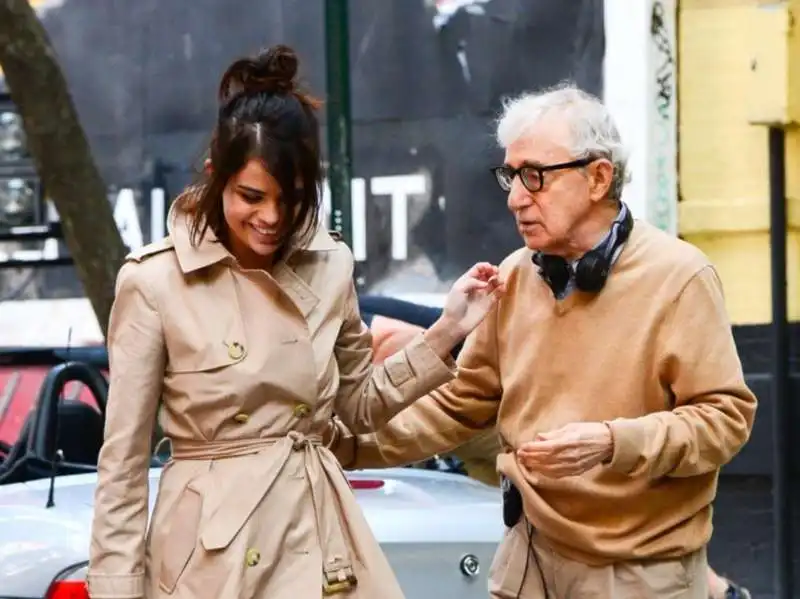 selena gomez e woody allen a rainy day in new york