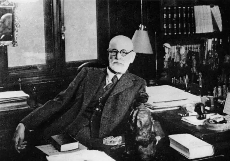 SIGMUND FREUD