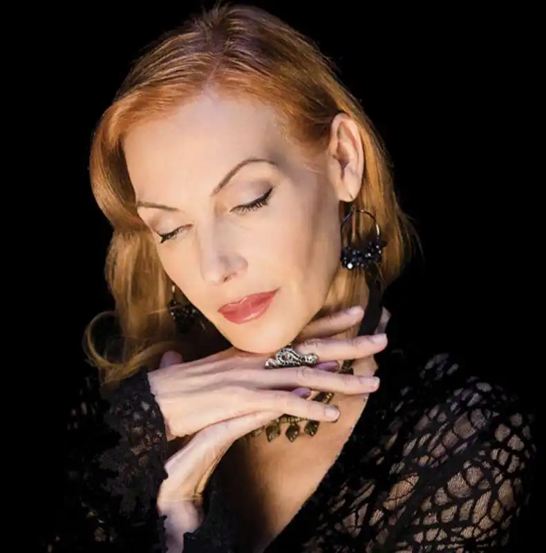 ute lemper 13