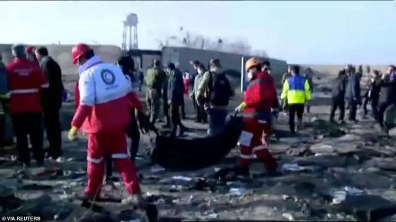 AEREO UCRAINO PRECIPITA A TEHERAN 6