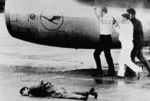 attentati fiumicino 1973 ph elio vergati