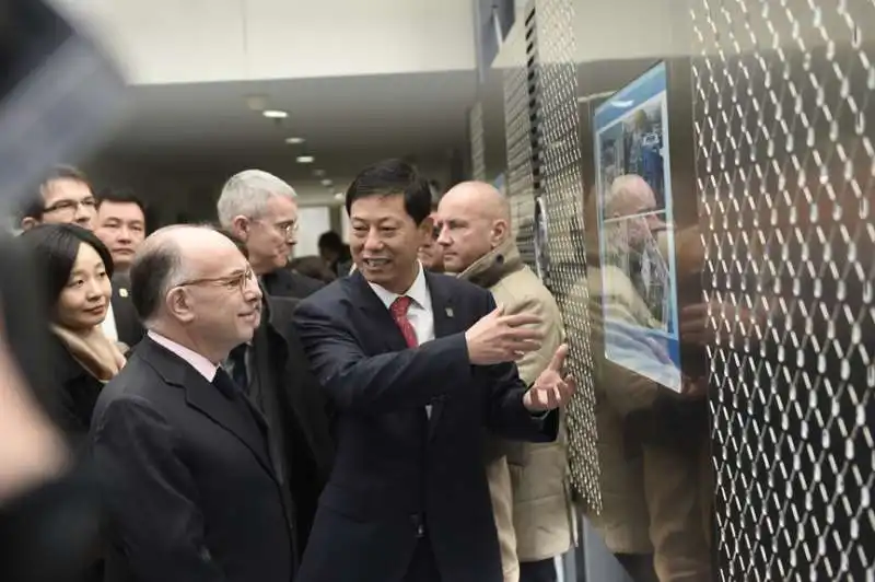 bernard cazeneuve visita il wuhan national biosafety level 4