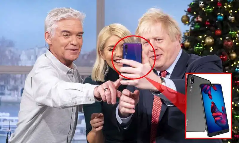 BORIS JOHNSON USA UN TELEFONO HUAWEI