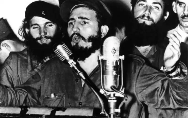 fidel castro e  i barbudos