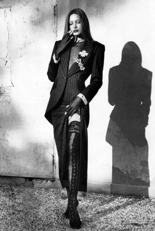 helmut newton per vogue 4