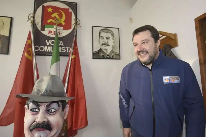 matteo salvini al museo peppone e don camillo 2