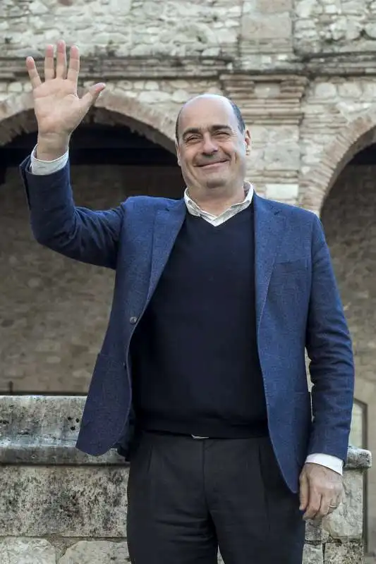 nicola zingaretti all'abbazia di contigliano