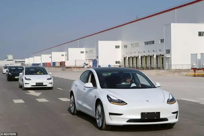 tesla model 3   cina