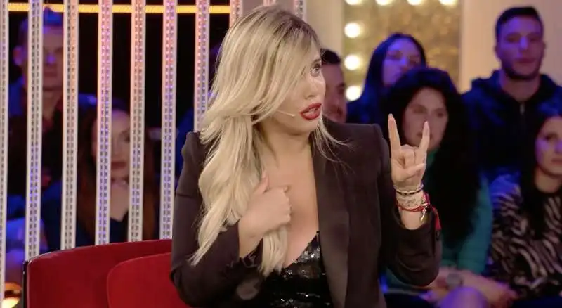 wanda nara al gf 4