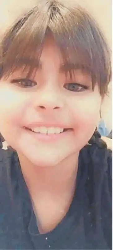 ANTONELLA LA BAMBINA DI 10 ANNI MORTA PER UNA CHALLENGE SU TIKTOK