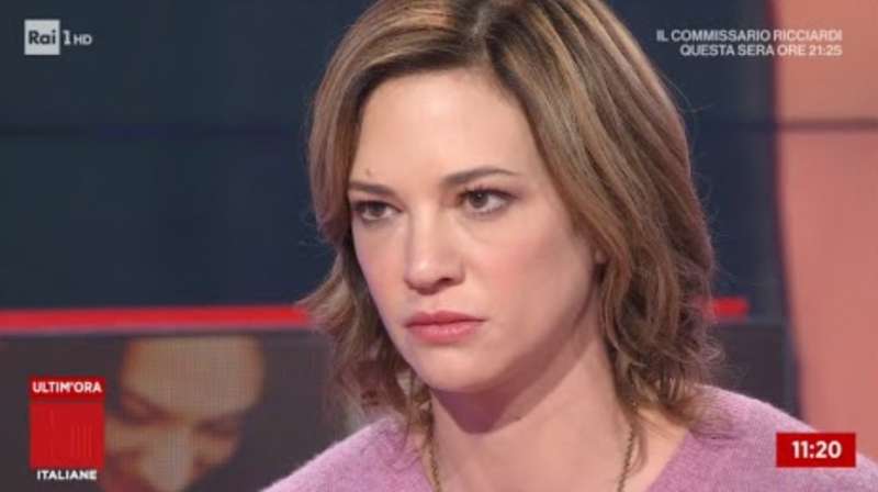 asia argento a 'storie italiane' 7