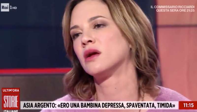 asia argento a 'storie italiane' 8