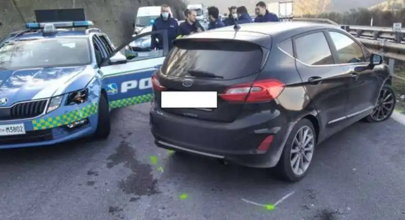 auto contromano sull'a1 6