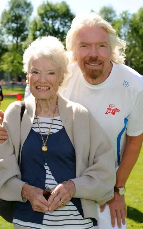 eve e richard branson 1