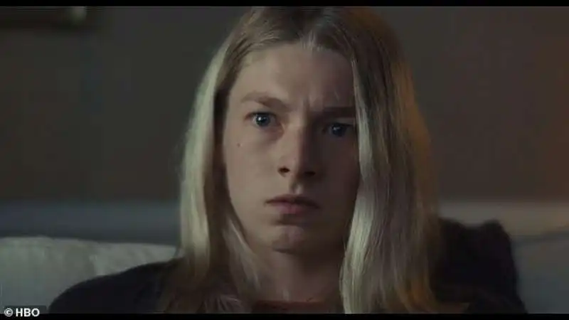 hunter schafer   jules   euphoria special part 2 1