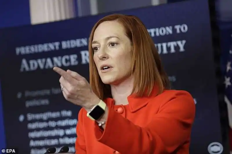 jen psaki – la portavoce di joe biden