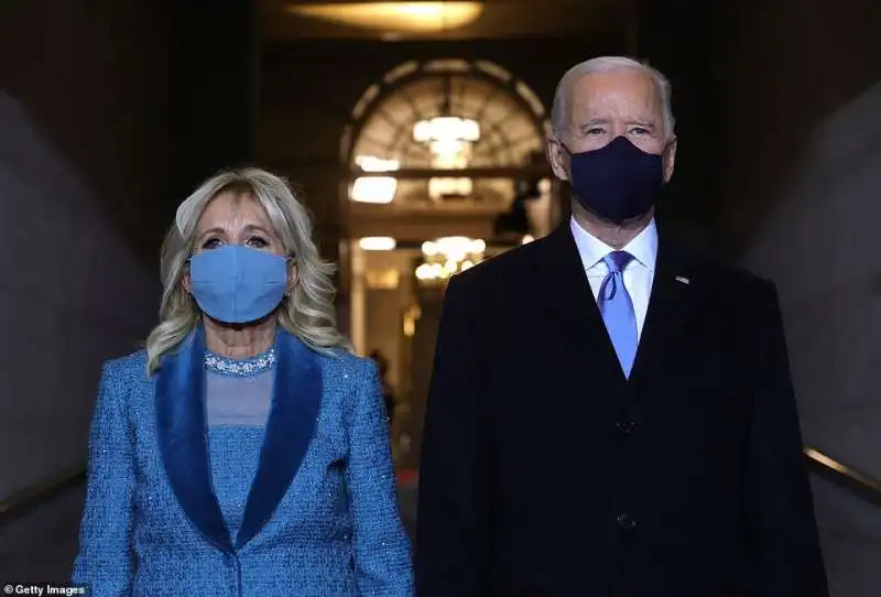 jill e joe biden prima del giuramento 