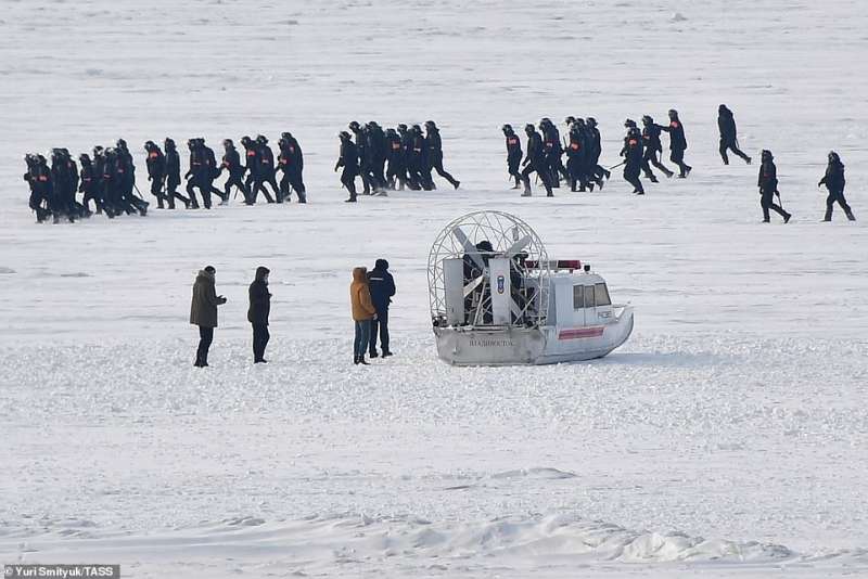 poliziotti a vladivostok