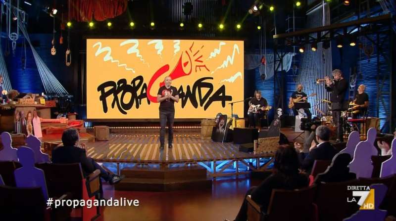 propaganda live