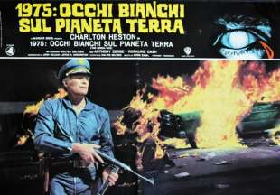 1975 occhi bianchi sul pianeta terra.