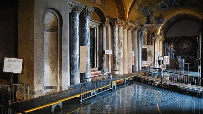 acqua alta basilica san marco 3
