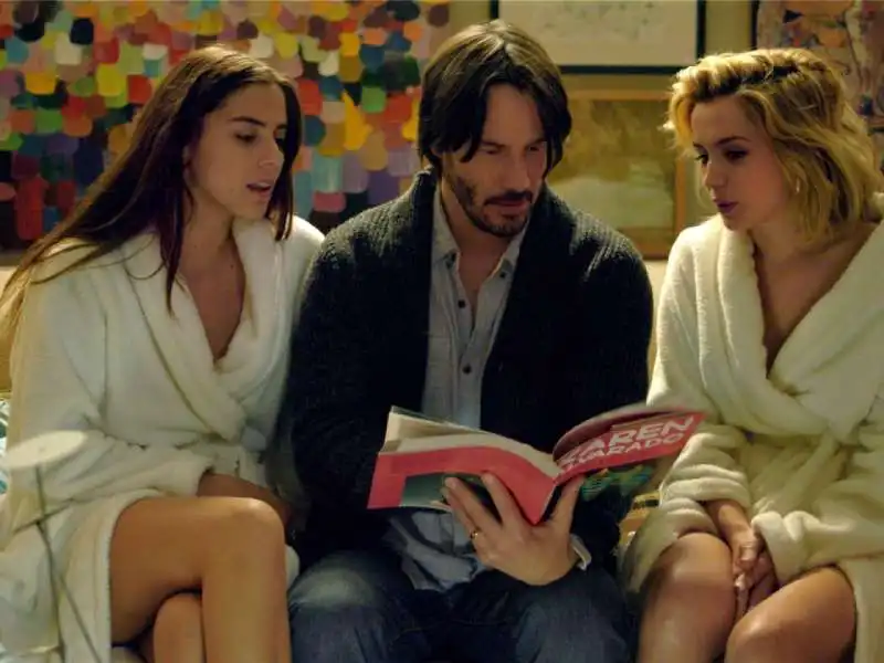 ana de armas keanu reeves lorenza izzo    knock knock 