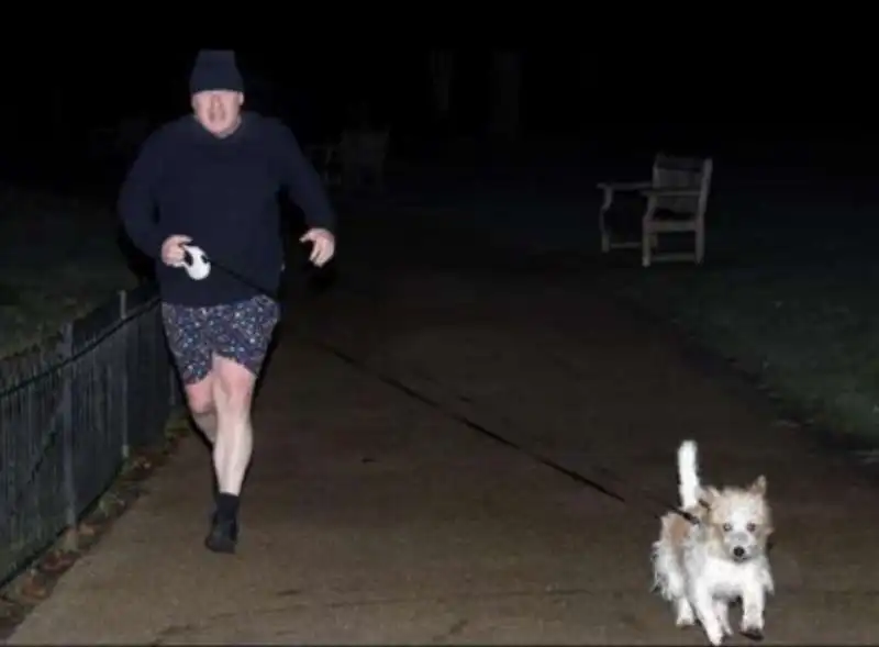 BORIS JOHNSON CORRE COL CANE