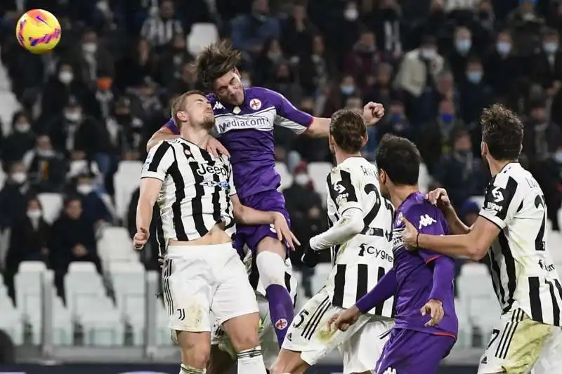 dusan vlahovic contro la juventus 3