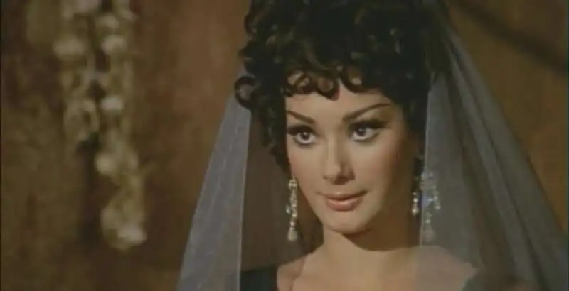 edwige fenech   saticorosissimo 